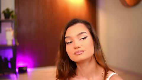 Lena Laurent online show from 11, 5, 2026