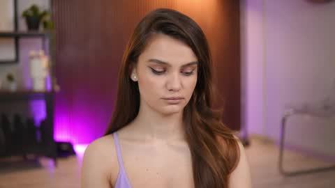 Lena Laurent online show from 14, 5, 2026