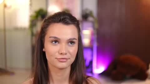 Lena Laurent online show from 14, 6, 2026