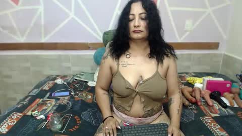 lena_lawson online show from 4, 2, 2026