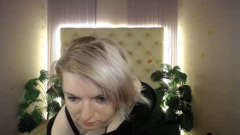 Lena online show from 7, 1, 2025