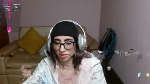 Snapshot of lena_roses chatting on 2, 4, 2026 Lena online show from 2, 4, 2026