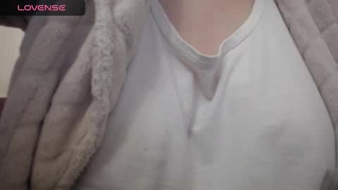 Snapshot of lenagolden chatting on 10, 1, 2025 lenagolden online show from 10, 1, 2025