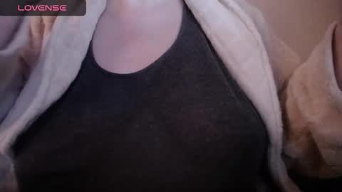 Snapshot of lenagolden chatting on 12, 2, 2025 lenagolden online show from 12, 2, 2025