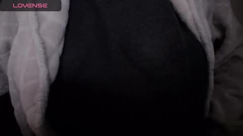 Snapshot of lenagolden chatting on 21, 10, 2025 lenagolden online show from 21, 10, 2025