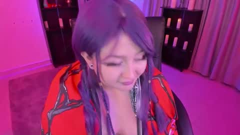 Lenna Kang online show from 15, 9, 2025