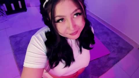 Lenna Kang online show from 12, 5, 2026
