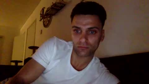 Snapshot of lendariokiss chatting on 4, 10, 2025 Armando online show from 4, 10, 2025