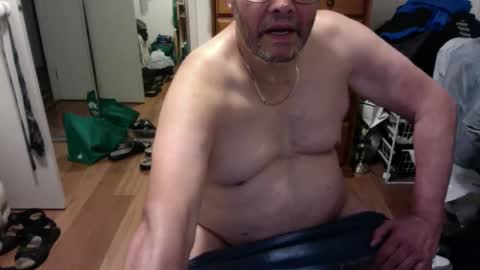 Snapshot of lennyfife chatting on 5, 2, 2025 Pussylicker online show from 5, 2, 2025