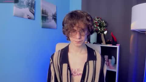 Snapshot of leo_bensyten chatting on 12, 11, 2025 Leo online show from 12, 11, 2025