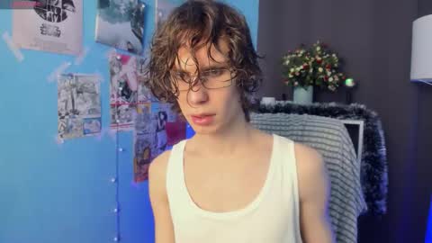 Snapshot of leo_bensyten chatting on 21, 12, 2025 Leo online show from 21, 12, 2025