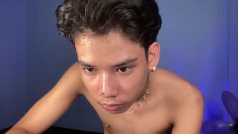 Snapshot of leo_hottiesexyasian chatting on 5, 11, 2025 Leo online show from 5, 11, 2025
