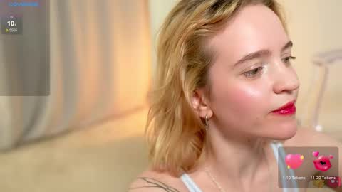 Snapshot of leo_lulu chatting on 2, 3, 2025 Ashly online show from 2, 3, 2025