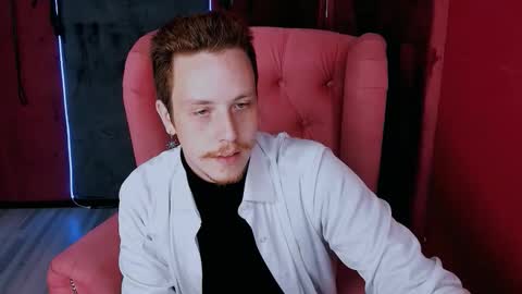 Snapshot of leo_mooree chatting on 24, 10, 2025 Leo online show from 24, 10, 2025