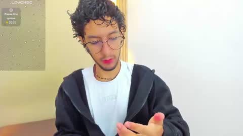 Snapshot of leo_sanz6 chatting on 10, 6, 2026 LEO online show from 10, 6, 2026