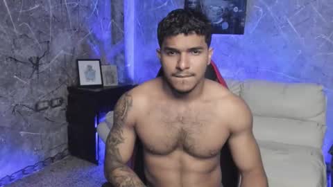 Leo independent model online show from 17, 10, 2025