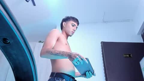 leohard_ online show from 15, 1, 2026