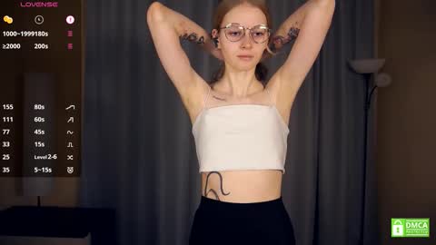 Snapshot of leolakorner chatting on 18, 1, 2026 Hello Im Roxy Im just starting my journey here so lets get acquainted online show from 18, 1, 2026