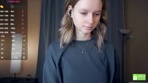 Snapshot of leolakorner chatting on 1, 2, 2026 Hello Im Roxy Im just starting my journey here so lets get acquainted online show from 1, 2, 2026