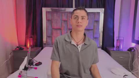 Snapshot of leomonnroe chatting on 22, 2, 2026 leomonnroe online show from 22, 2, 2026