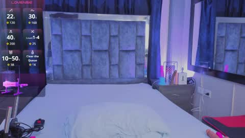 Snapshot of leomonnroe chatting on 2, 4, 2026 leomonnroe online show from 2, 4, 2026