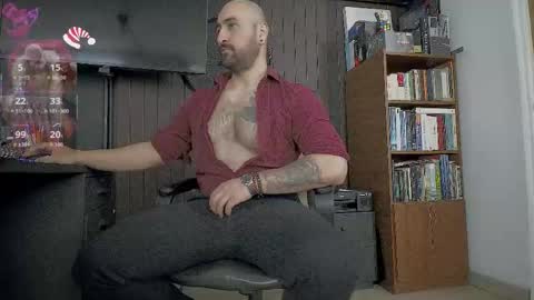 Snapshot of leon_1717 chatting on 16, 12, 2025 Leon online show from 16, 12, 2025