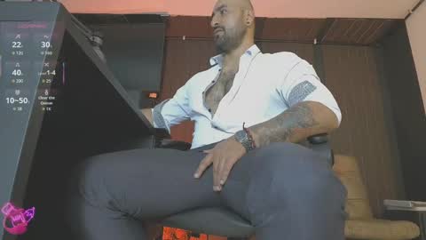 Snapshot of leon_1717 chatting on 30, 4, 2026 Leon online show from 30, 4, 2026