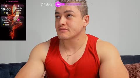 Snapshot of leon_ssmoron chatting on 19, 12, 2024 Leon Smoron online show from 19, 12, 2024