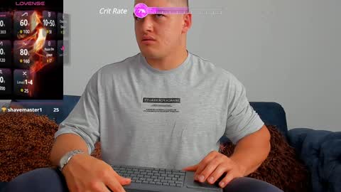 Snapshot of leon_ssmoron chatting on 19, 1, 2025 Leon Smoron online show from 19, 1, 2025