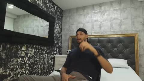 Snapshot of leonardgrant_ chatting on 11, 2, 2025 Leonard online show from 11, 2, 2025