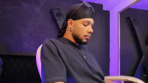 Snapshot of leonardgrant_ chatting on 25, 2, 2025 Leonard online show from 25, 2, 2025