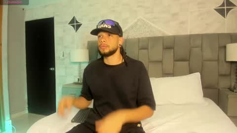 Snapshot of leonardgrant_ chatting on 27, 2, 2025 Leonard online show from 27, 2, 2025