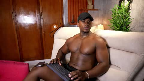 Leandro jones online show from 15, 10, 2025