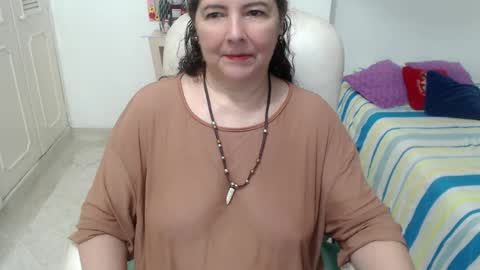 leonela   online show from 22, 5, 2026