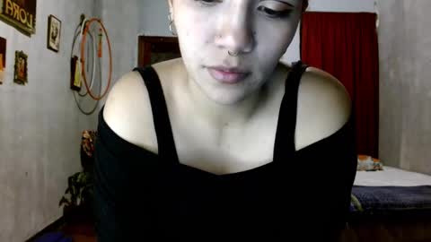 Snapshot of leonelablues chatting on 16, 9, 2025 leonela  online show from 16, 9, 2025