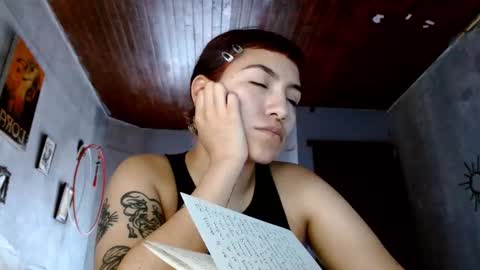 Snapshot of leonelablues chatting on 22, 9, 2025 leonela  online show from 22, 9, 2025