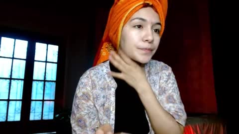 Snapshot of leonelablues chatting on 24, 10, 2025 leonela  online show from 24, 10, 2025