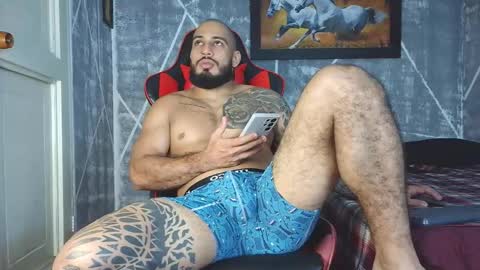 Snapshot of leonidas_k18 chatting on 14, 10, 2025 ANDRES online show from 14, 10, 2025