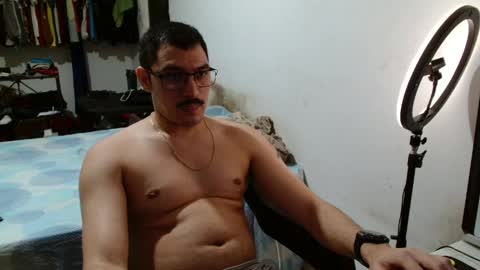 Snapshot of leonino231 chatting on 18, 4, 2026 leonino231 online show from 18, 4, 2026