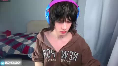 leonkissboy online show from 14, 6, 2026