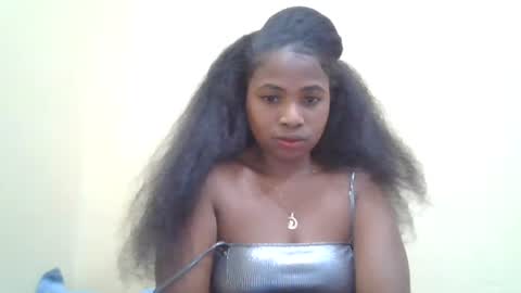 leonnetta online show from 10, 5, 2026