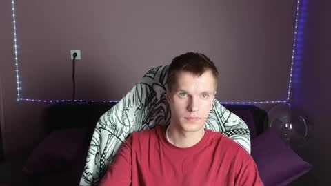 Snapshot of leonnextdoor chatting on 30, 12, 2024 Leon online show from 30, 12, 2024