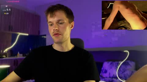 Snapshot of leonnextdoor chatting on 11, 4, 2026 Leon online show from 11, 4, 2026