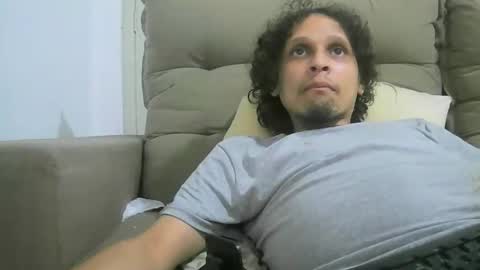 Snapshot of leonnxv chatting on 3, 3, 2025 leonnxv online show from 3, 3, 2025