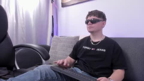 Leo  online show from 19, 12, 2025