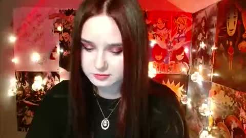 little secret online show from 18, 11, 2025