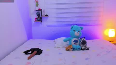 Snapshot of lesbic_hot_69 chatting on 6, 10, 2025 lesbic_hot_69 online show from 6, 10, 2025