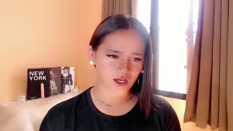 Snapshot of lesleyanderson chatting on 5, 10, 2025 Pat online show from 5, 10, 2025