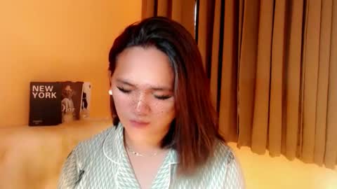 Snapshot of lesleyanderson chatting on 25, 10, 2025 Pat online show from 25, 10, 2025