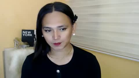 Snapshot of lesleyanderson chatting on 23, 11, 2025 Pat online show from 23, 11, 2025